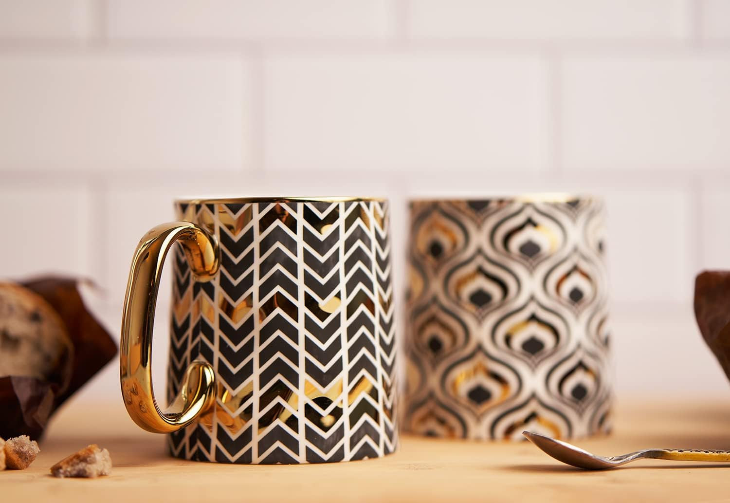 Gold Coffee Mugs, Coffee Mug Set, Coffee Cup, Tea Cups, Porcelian, Geometric Design, Tea Cups with Handels, 14.8 Oz, Black and Gold, Set of 2